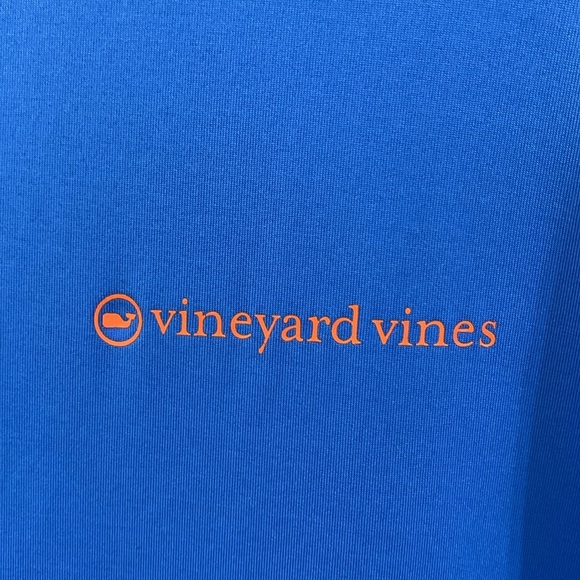 Vineyard Vines Performance Rash Guard Athletic Long Sleeve - Picture 2 of 12